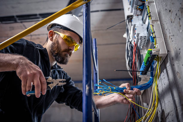 Best Circuit Breaker Repair  in Cocoa West, FL